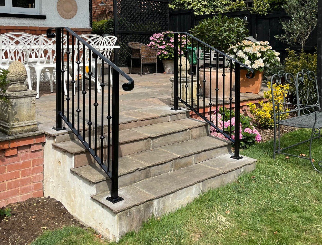 Decorative garden railings